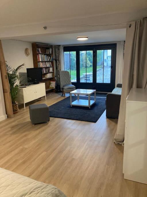 30Mn De Paris St Lazare En Train, Studio 42 M2 Verneuil-sur-Seine Zewnętrze zdjęcie